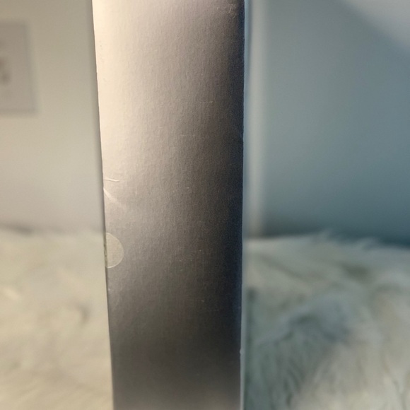 Collectable Barbie 2003 Silver and White Holiday Doll - Picture 6 of 8